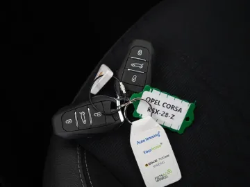 Car image 34