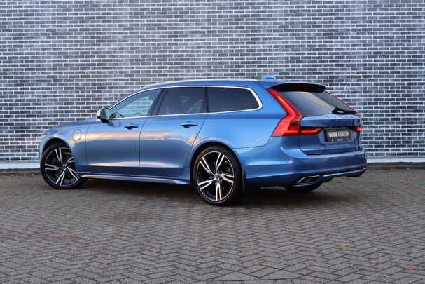 Volvo V90 AWD T8 287 kW image number 4