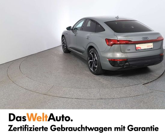 Audi Q8 55 quattro e-tron Business 250 kW image number 6