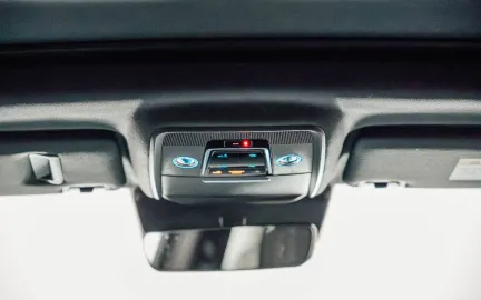 Car image 31
