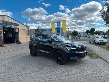 Car image 25