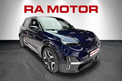 Car image 2