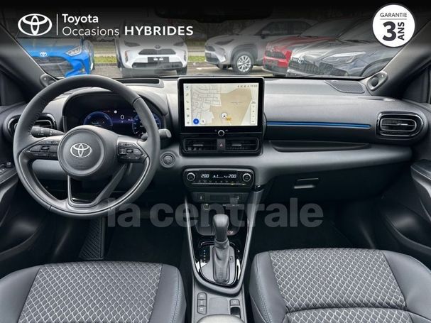 Toyota Yaris Hybrid 85 kW image number 8