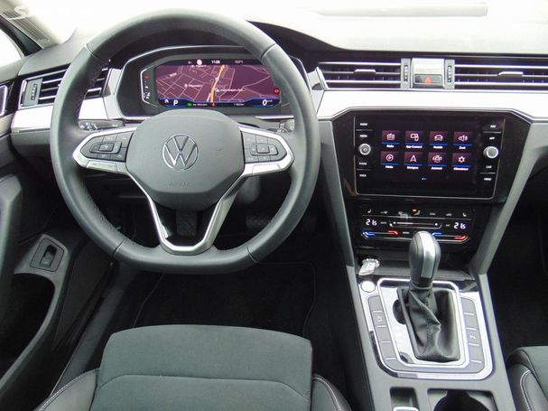 Volkswagen Passat Variant 2.0 Elegance DSG 110 kW image number 25