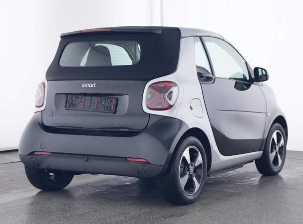 Smart ForTwo cabrio EQ passion 60 kW image number 2