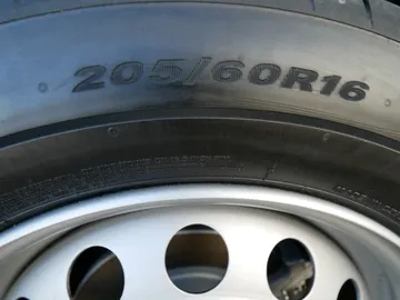 Car image 50