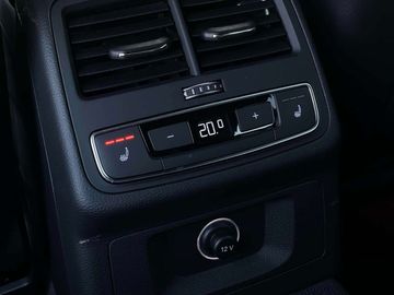 Car image 35