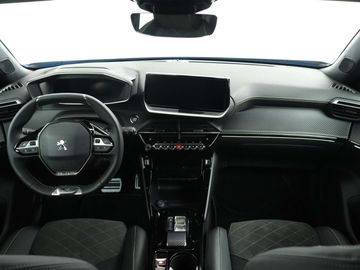 Car image 30