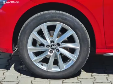 Car image 31