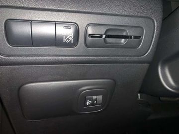 Car image 36