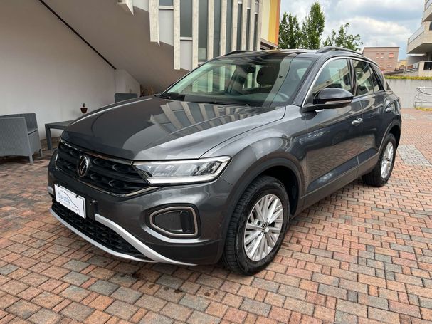 Volkswagen T-Roc 1.0 TSI T-Roc 81 kW image number 1