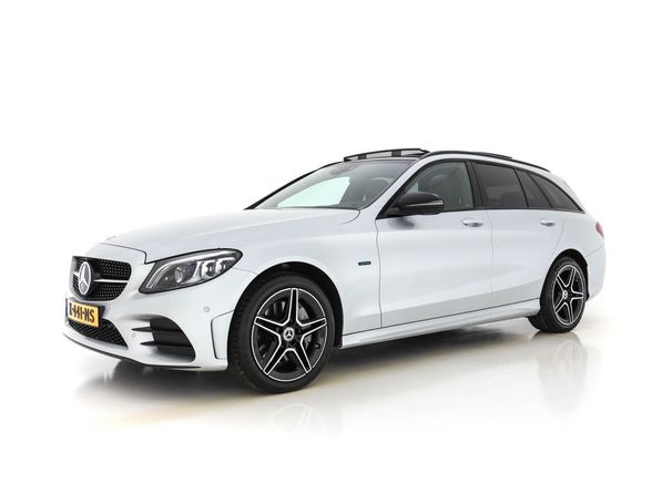 Mercedes-Benz C 300 e T AMG 235 kW image number 1