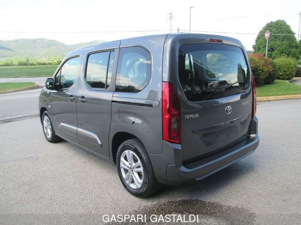 Toyota Proace City 1.5 75 kW image number 6