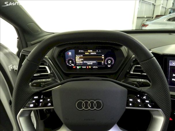 Audi Q4 quattro e-tron S-line 220 kW image number 21