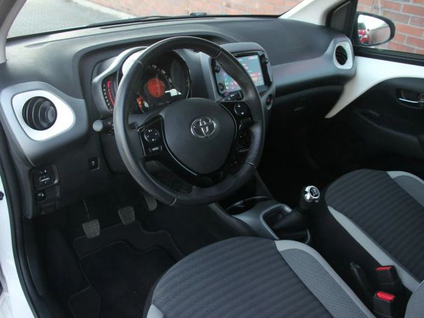 Toyota Aygo 53 kW image number 15