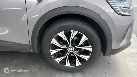 Car image 20