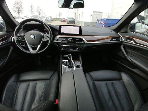 BMW 540d Touring xDrive Luxury Line 235 kW image number 9