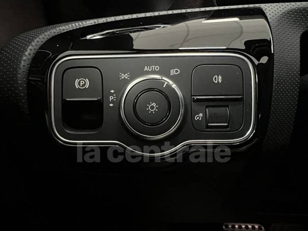 Mercedes-Benz CLA 200 7G-DCT Line 120 kW image number 6