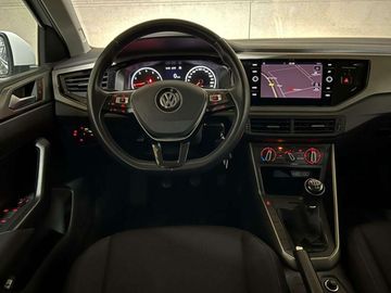 Car image 26