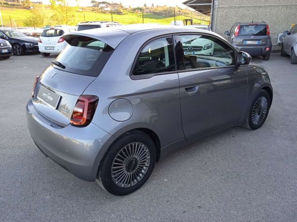 Fiat 500 e 70 kW image number 12