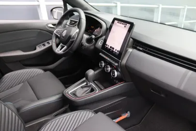 Car image 27