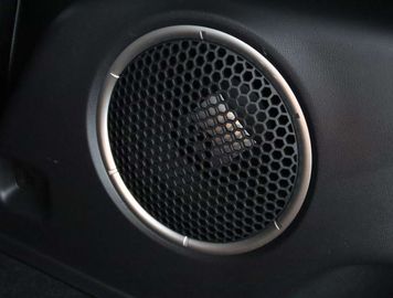 Car image 36