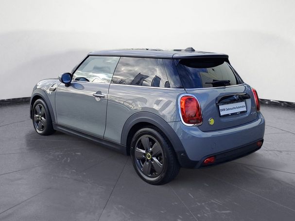 Mini Cooper SE Essential Trim 135 kW image number 3