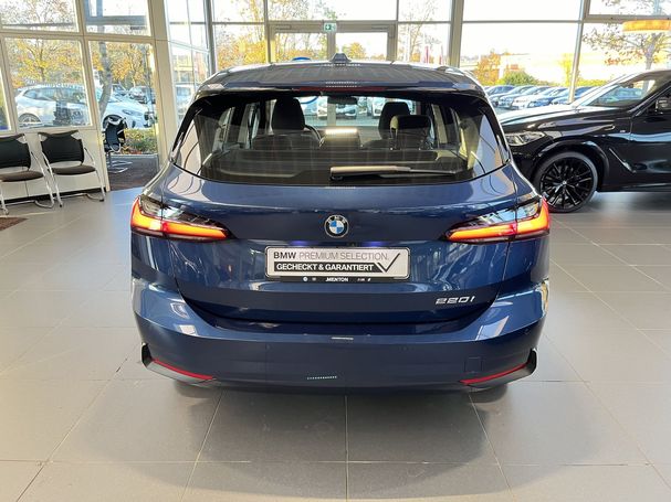 BMW 220i Active Tourer 115 kW image number 6