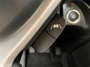 Car image 33