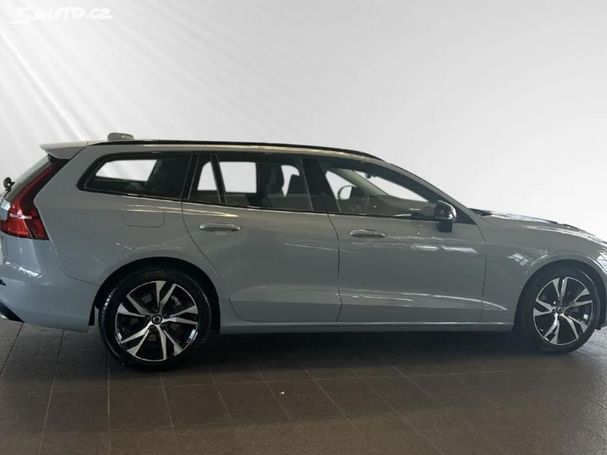 Volvo V60 B4 Plus 145 kW image number 2