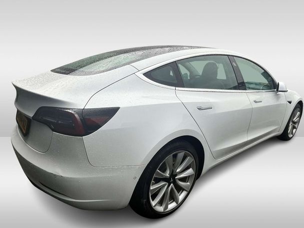 Tesla Model 3 Long Range AWD 158 kW image number 3