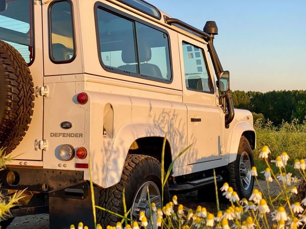 Land Rover Defender 2.2 90 kW image number 7