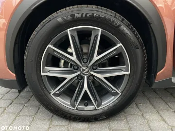 Car image 31