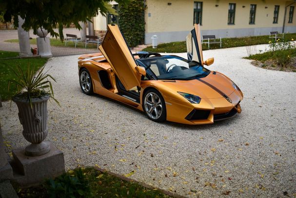 Lamborghini Aventador Roadster 515 kW image number 1