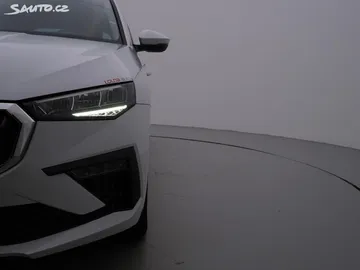Car image 33