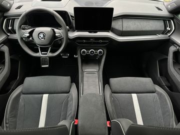 Car image 37