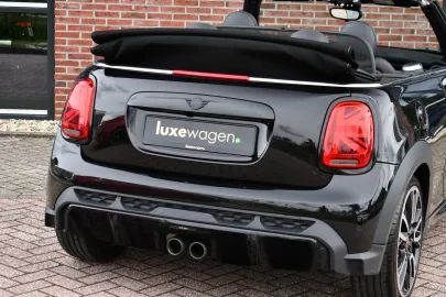 Car image 50
