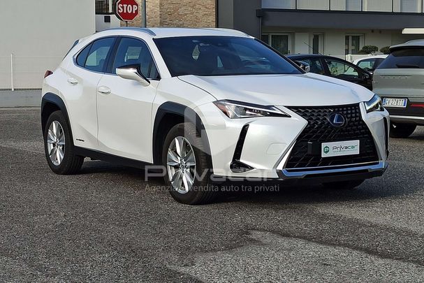 Lexus UX 250h 135 kW image number 2