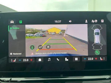 Car image 33