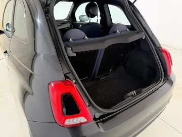 Car image 26