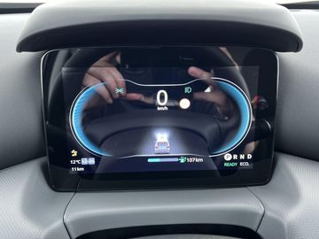 Car image 18