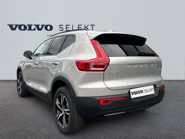 Volvo XC40 Plus 122 kW image number 4