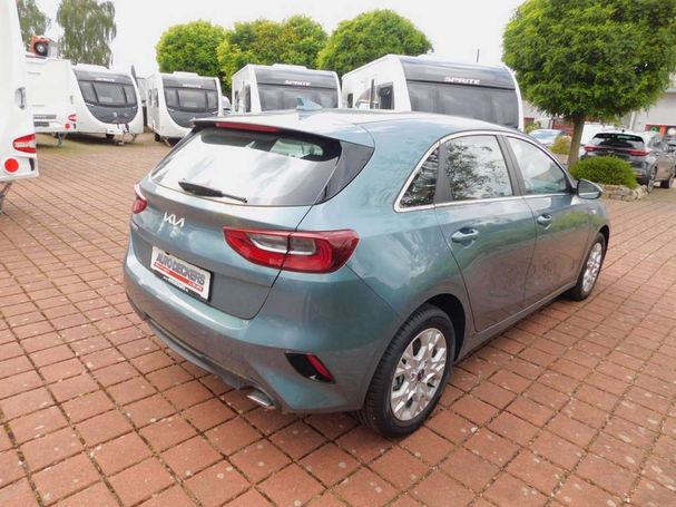 Kia Ceed 1.6 CRDi 48V Vision 100 kW image number 3