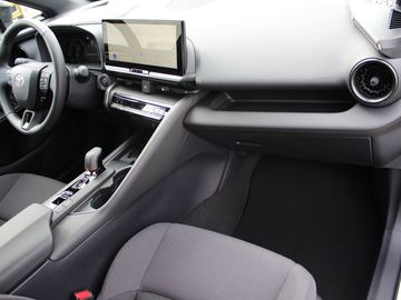 Car image 11