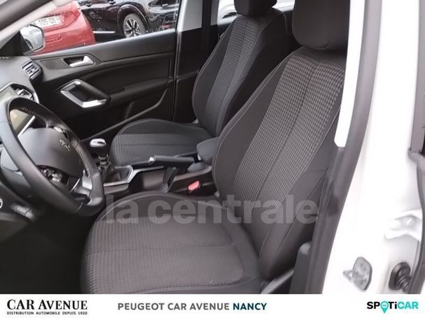 Peugeot 308 1.2 PureTech 110 Active 81 kW image number 15