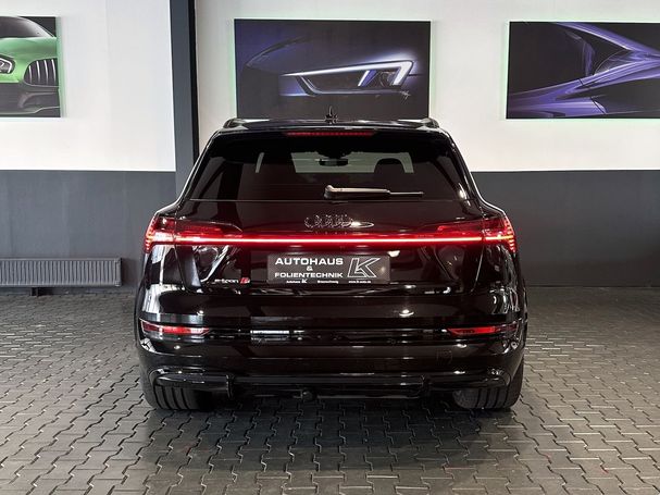 Audi e-tron 55 S-line 300 kW image number 7