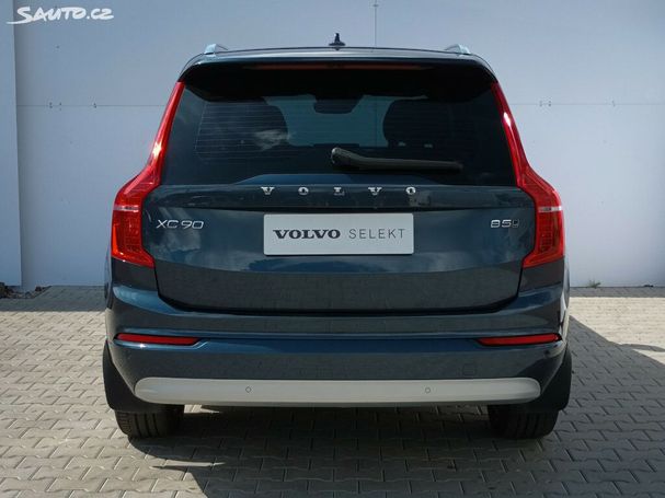 Volvo XC90 B5 AWD Momentum 173 kW image number 3