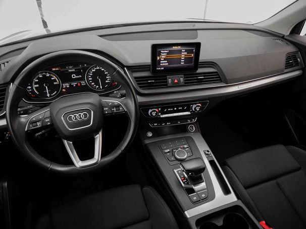 Audi Q5 50 TFSI quattro Business 220 kW image number 11