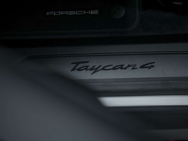 Porsche Taycan 4 Cross Turismo 350 kW image number 18