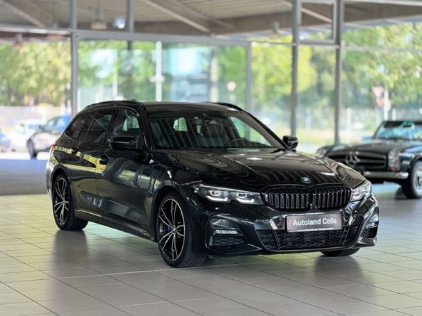 BMW 330d Touring M Sport 210 kW image number 2